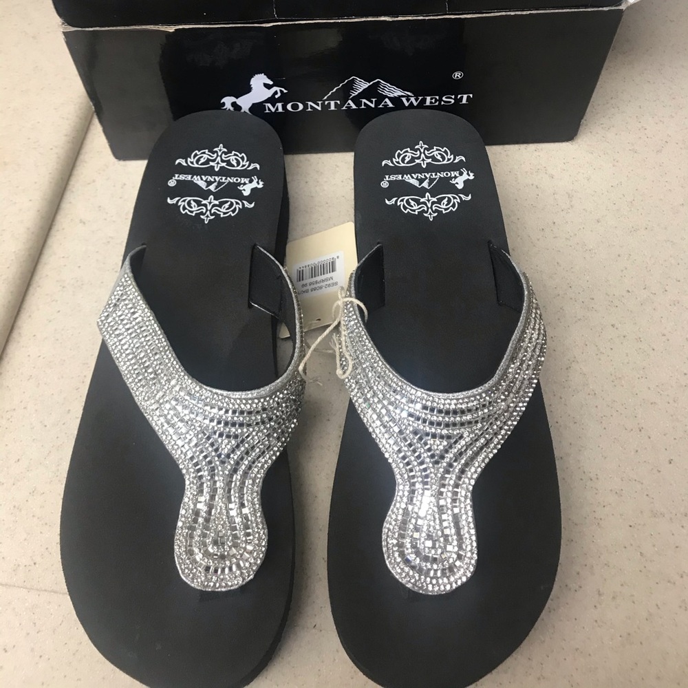 Flip Flops Montana West